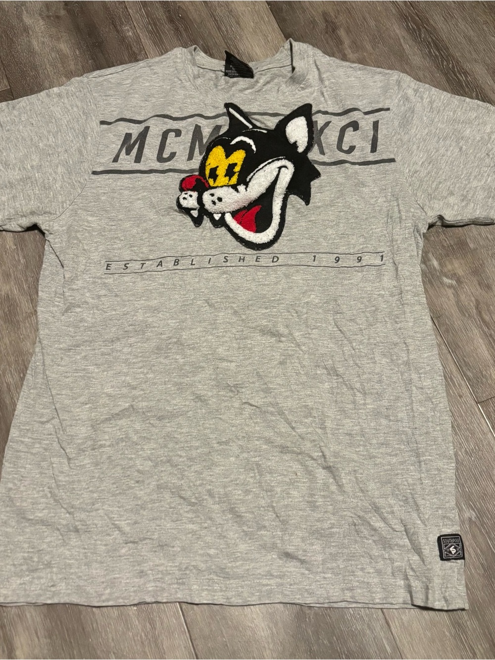 Men’s Y2K Southpole Cat Cartoon Retro Gray Shirt Sz Small